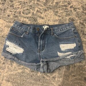 billabong shorts size 26